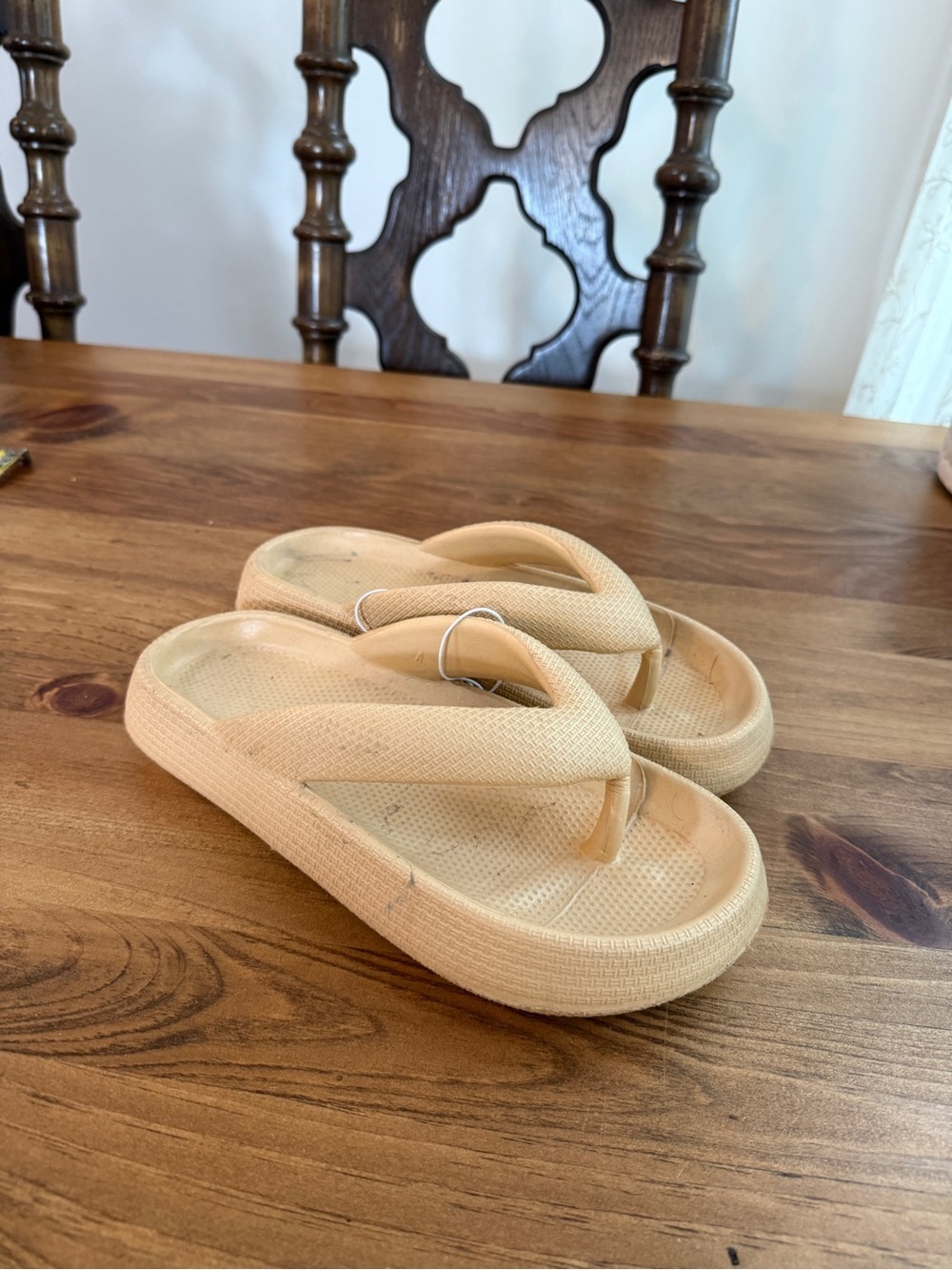 Women's Platform Flip Flop Sandals in Beige sZ 38-39